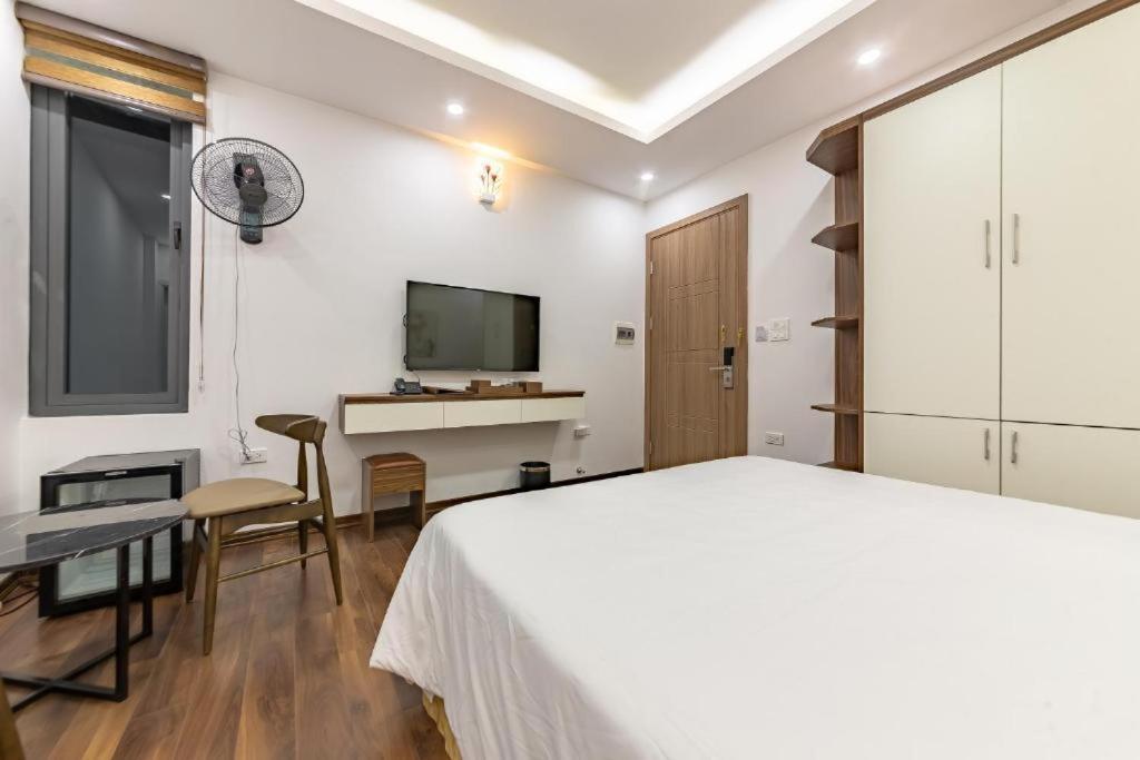 Everest Hotel Hanoi Exterior photo